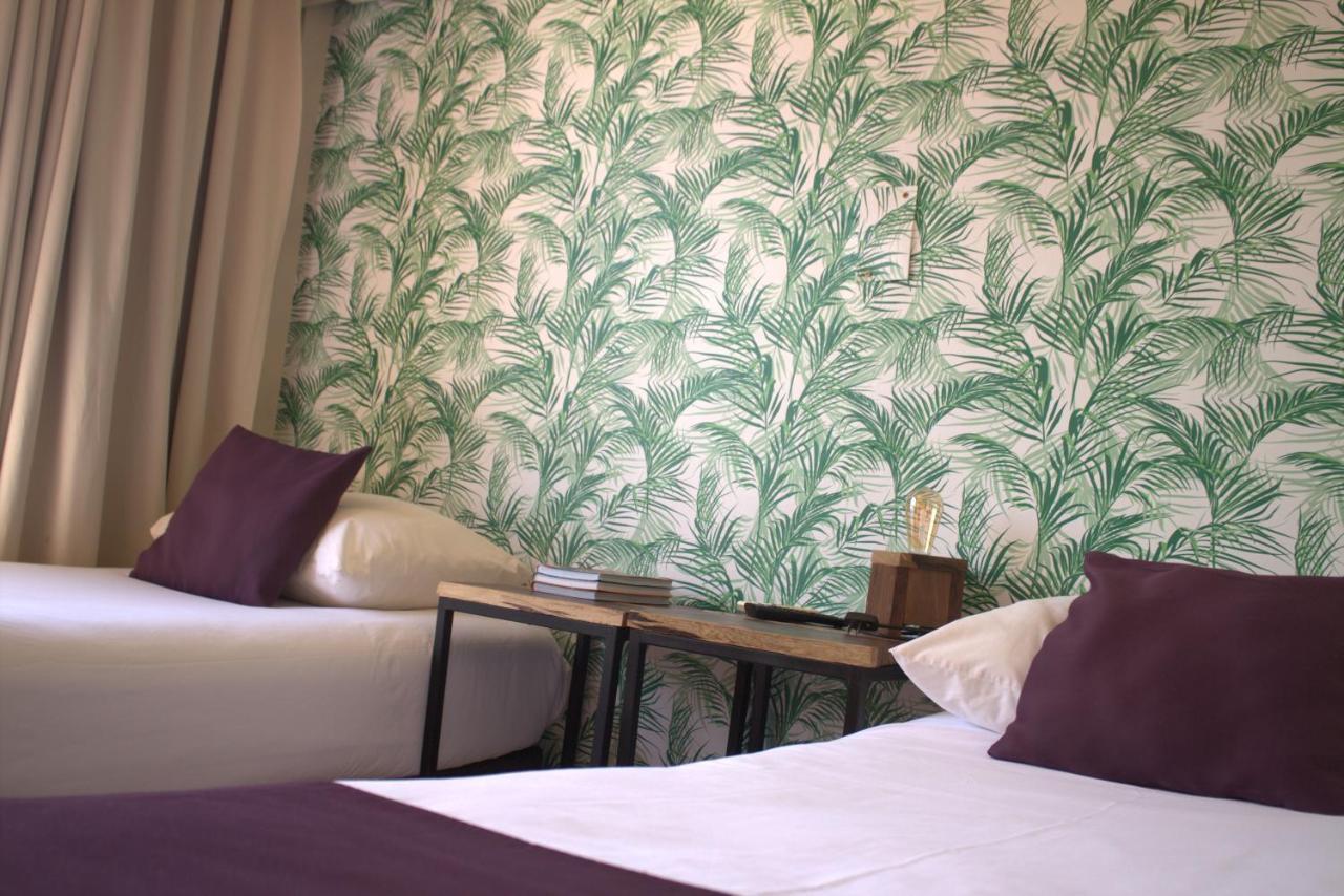City Hotel Posadas Buitenkant foto