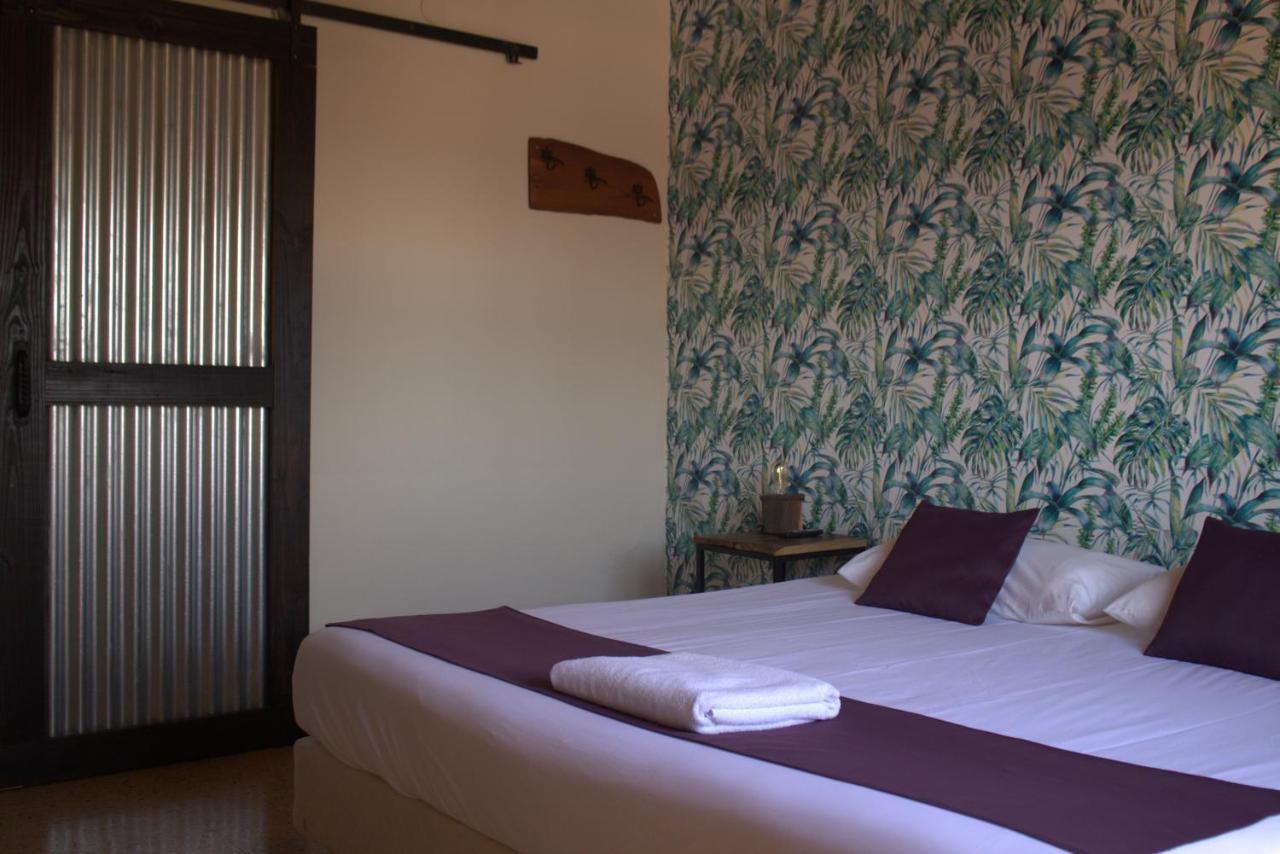 City Hotel Posadas Buitenkant foto